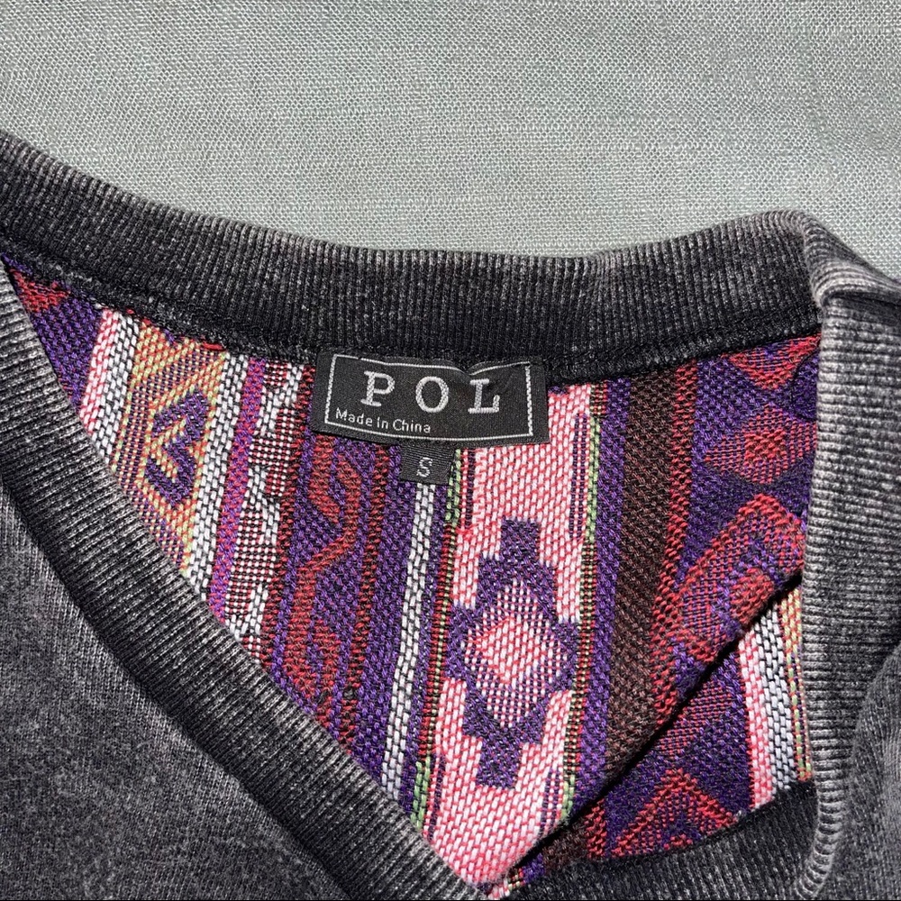 Stone-Washed Aztec Sweatshirt - Picture 4 of 4